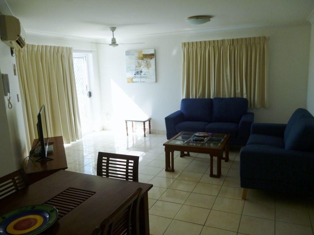 Le Lavandou Holiday Apartments Gold Coast Exterior photo
