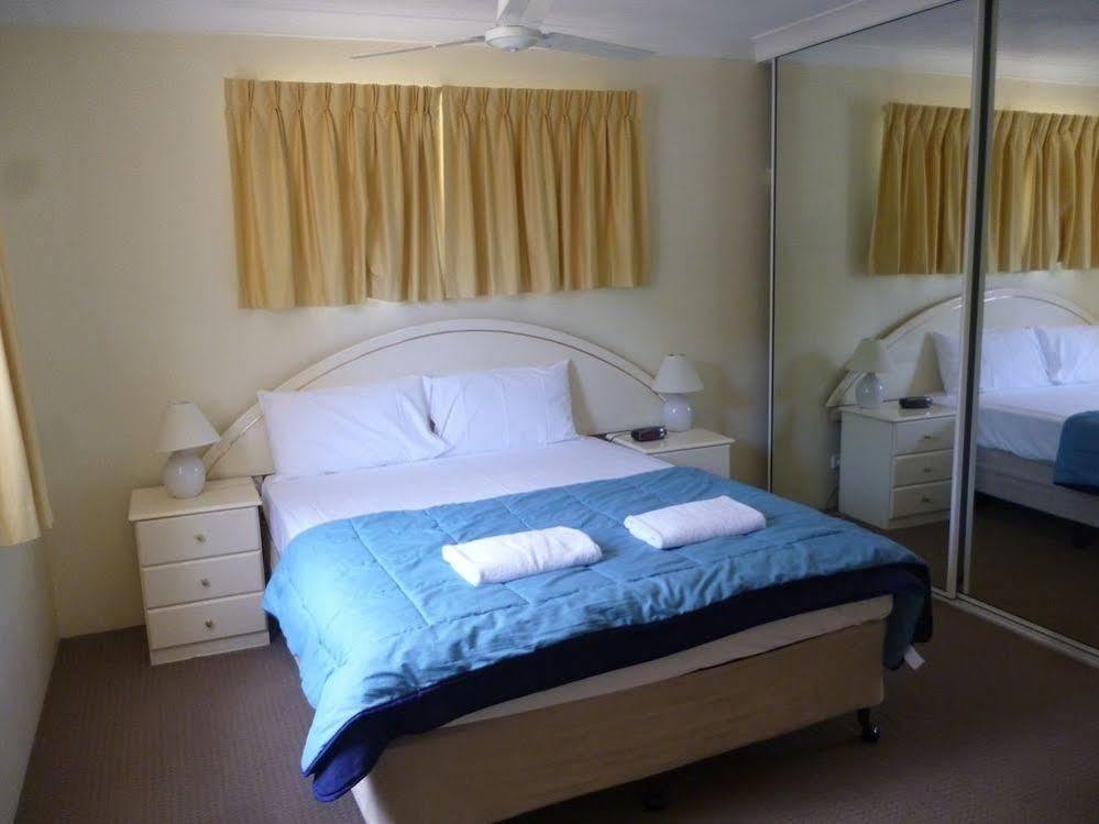 Le Lavandou Holiday Apartments Gold Coast Exterior photo